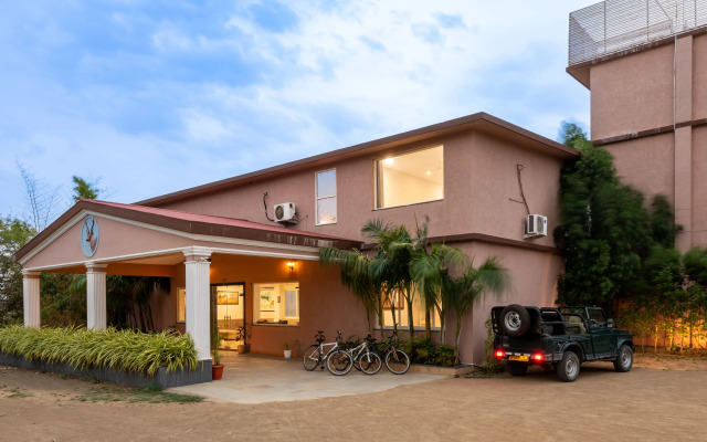 Goldmark resort churna in satpura national park