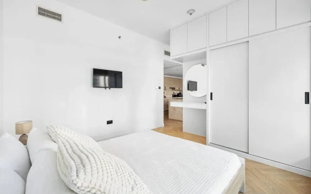 Studio Near Dubai Mall Burj Khalifa