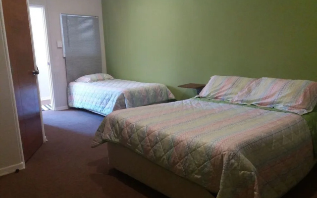 Hostal Casa Alegre