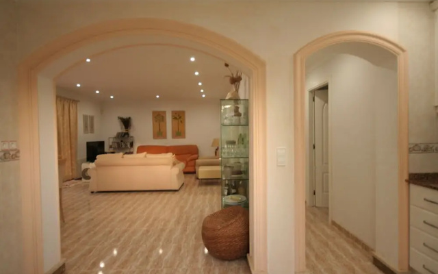 Luxurious Villa with Private Pool in Les Rotes