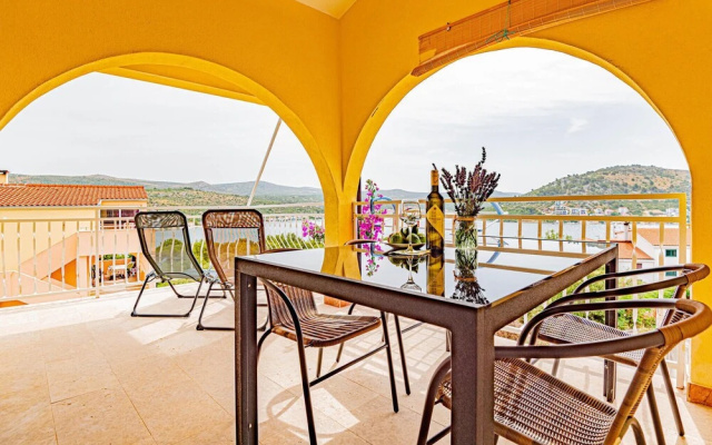 Stunning Apartment in Rogoznica With Wifi and 1 Bedrooms