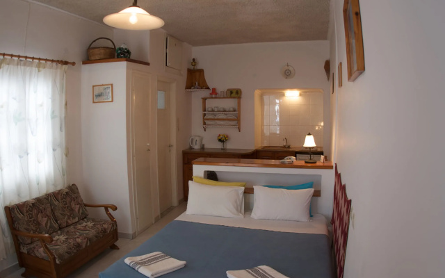 Vallas Apartments & Villas
