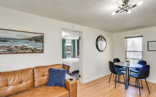 Jefferson City Bungalow: Hot Tub & Patio!