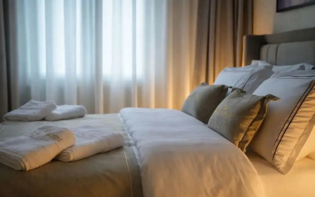 Shkoder City Center - Floir Hotel