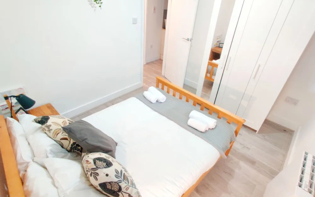 Brick Lane Apartment