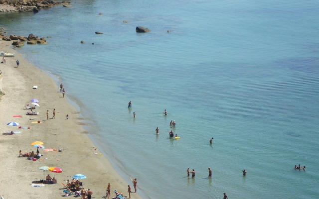 Two Room Apartment Near the Beach 1