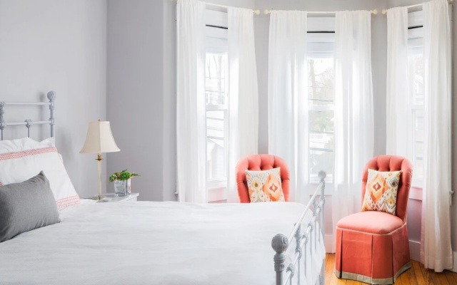 East Bay Bed & Breakfast