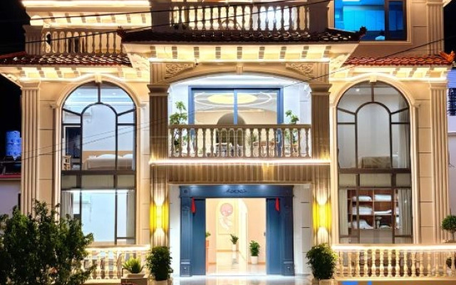Muyun Mountain Residence Homestay (Luding Dadu River)