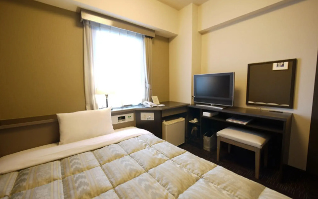 Hotel Route Inn Toyama Ekimae