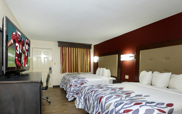 Red Roof Inn Columbus, MS