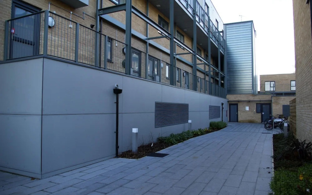 Ramsey Lodge 2-Bedroom Flat