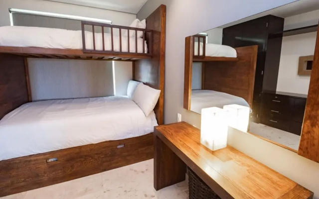 Elements Penthouse 7 3 Bedroom Condo by RedAwning