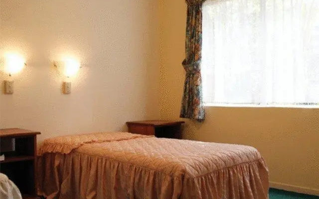 Greenpark Motel