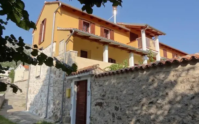 Apartment Velebit