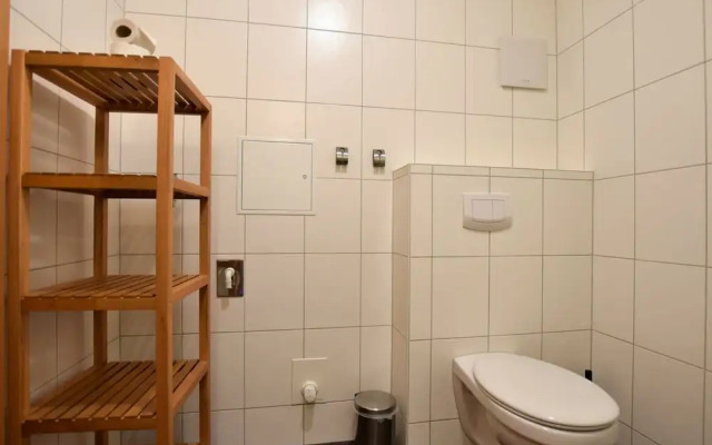 Modern Apartment in Ostseebad Boltenhagen Near Forest