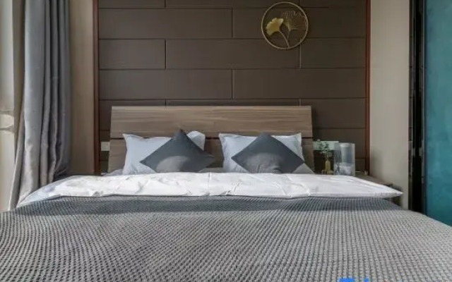 Yangzhou Xianyun Light Luxury Homestay