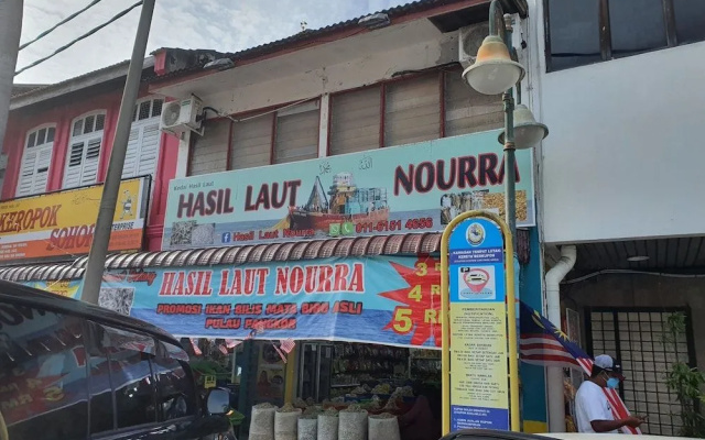 OYO Home 90402 Lumut Guest House