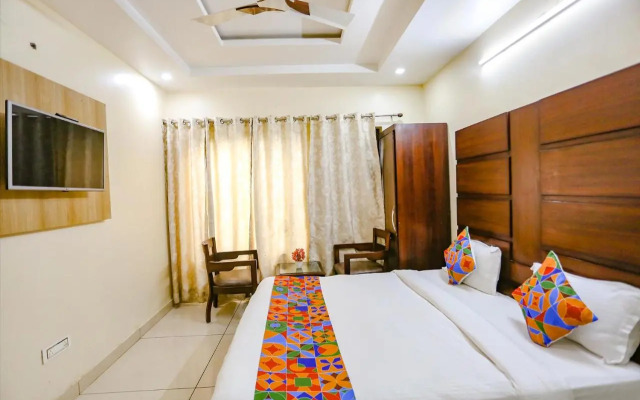 FabHotel Winterline Inn