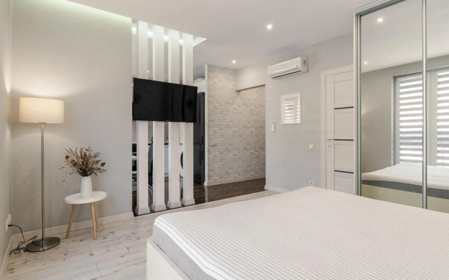 InshiApartments on Hazova str 2