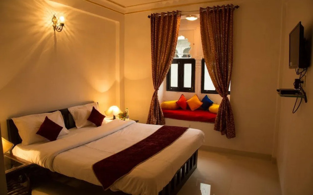 Hotel Nahargarh Palace