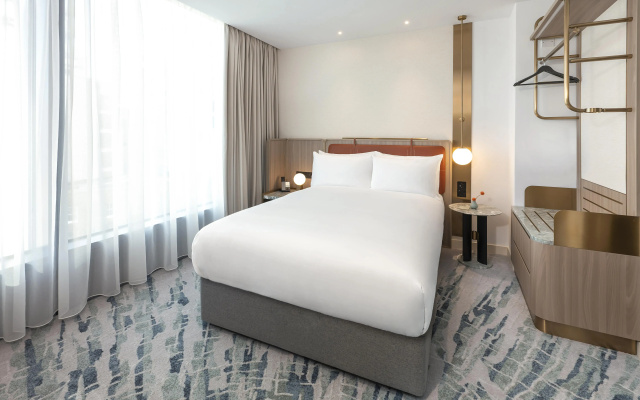 Dorsett Canary Wharf London