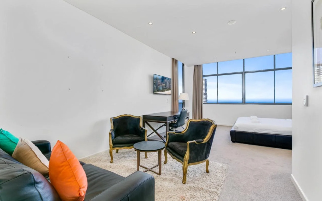 Solaire Apartments