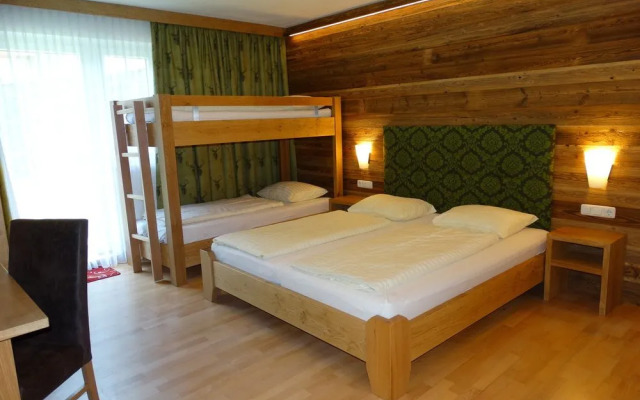 Hotel Apart Garni Heisenhof