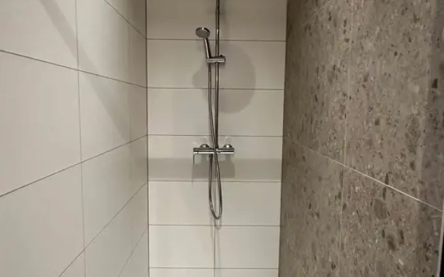 Luxury 1BR Near Fashion District by Oneluxstay