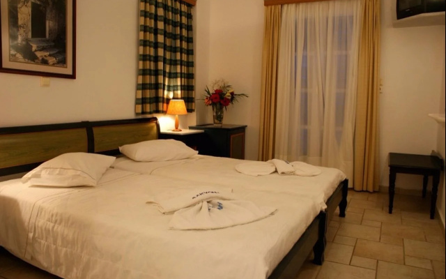 Alkyoni Beach Hotel