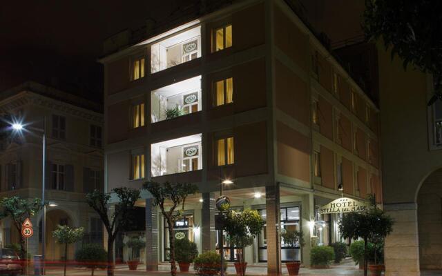 Hotel Stella del Mare вид на фасад