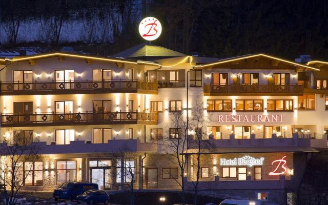 Hotel Berghof вид на фасад