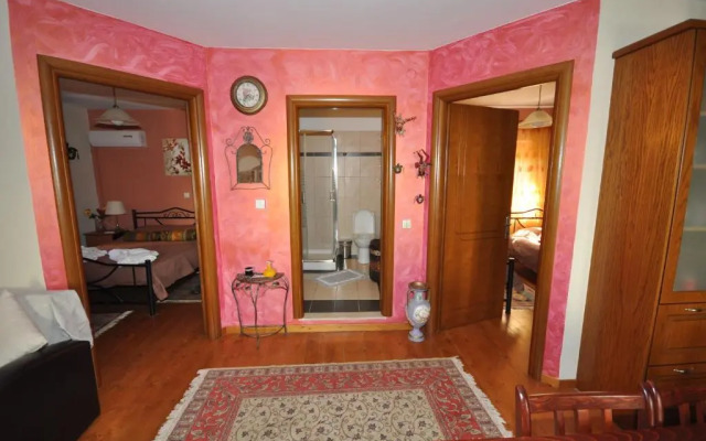 Villa Makrades