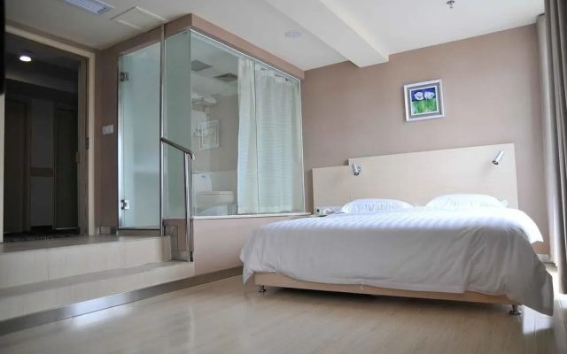 Chuzhou Sunday Holiday Hotel