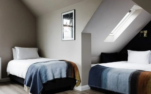 ODDSSON Downtown Hotel