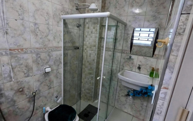 Sala living em prédio Familiar na Av da Praia