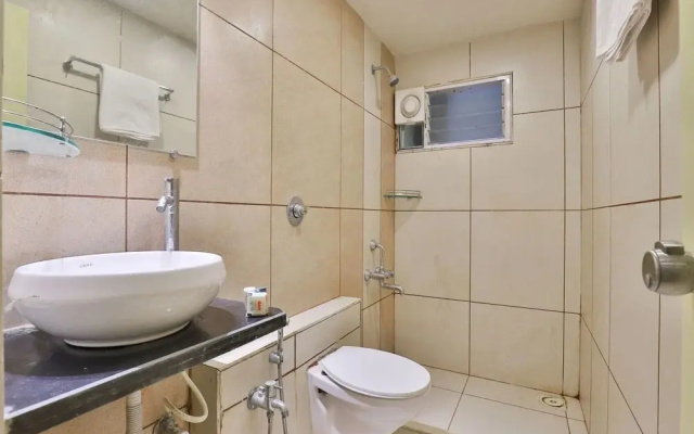 Hotel Navya Palace by OYO Rooms
