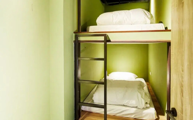 Hostel 103