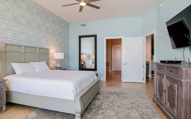 Turquoise Place
