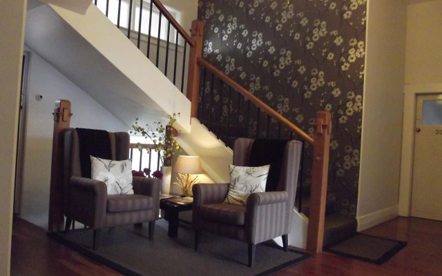 Majestic Mansions - Apartments at St Clair