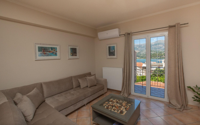 Dina Apartments Argostoli