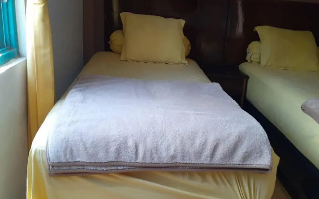 OYO 3184 Grand Blang Asan