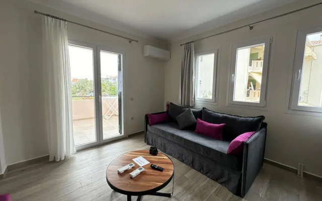 Michael Apartments - Private Parking