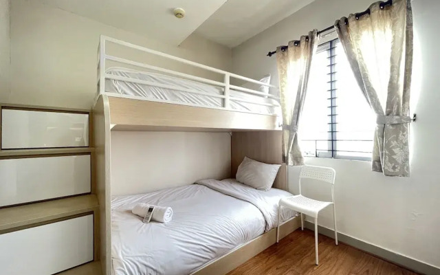 Comfy 2Br With Sofa Bed At Sudirman Suites Bandung Apartment