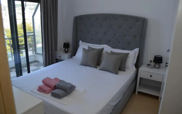 Catharina Apartments