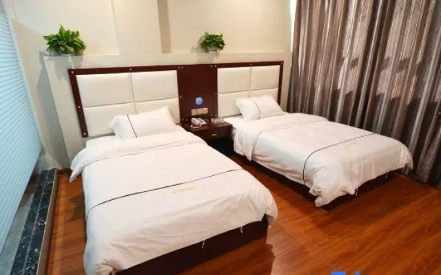 Zhengzhou Yaxin Hotel (Leshang Plaza)