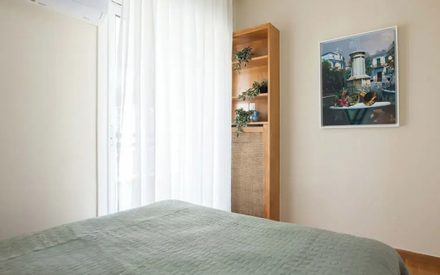 Neos Kosmos Gem w Acropolis View Balcony