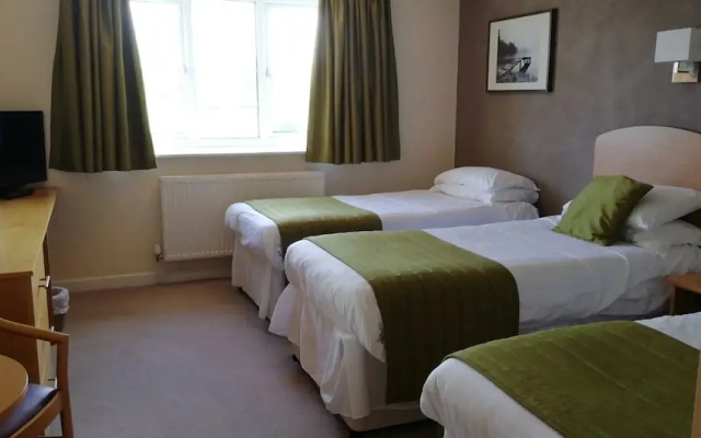 Stamford Gate Hotel