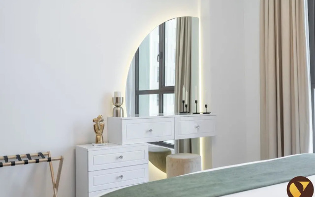 Vogue | Jadeel Madinat Jumeirah near Burj Al Arab