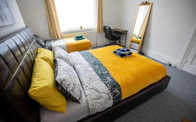 Sterling Aparment