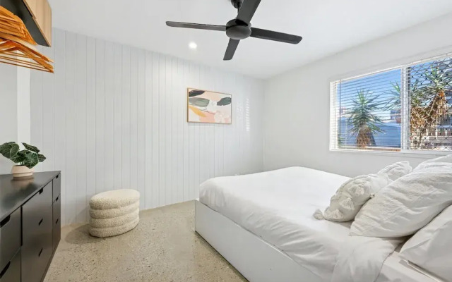 Spacious 1-bed Apartment in Coolangatta